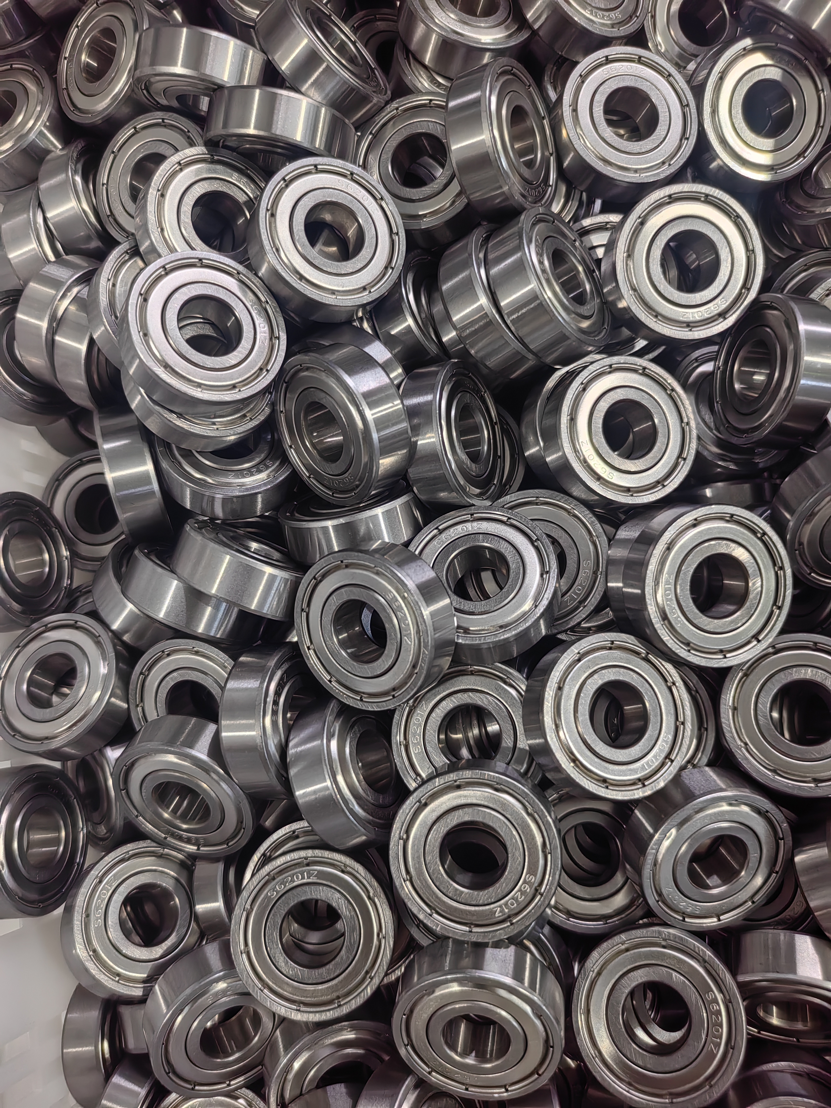 R144, R144Z, R144ZZ, R144RS, R144-2RS Inch Deep Groove Ball Bearings 1/8"x1/4"x7/64" (3.175x6.35x2.779mm) – Heavy-Duty Sealed Bearings for Large Motors, Pumps, Industrial Fans, Gearboxes & Machinery